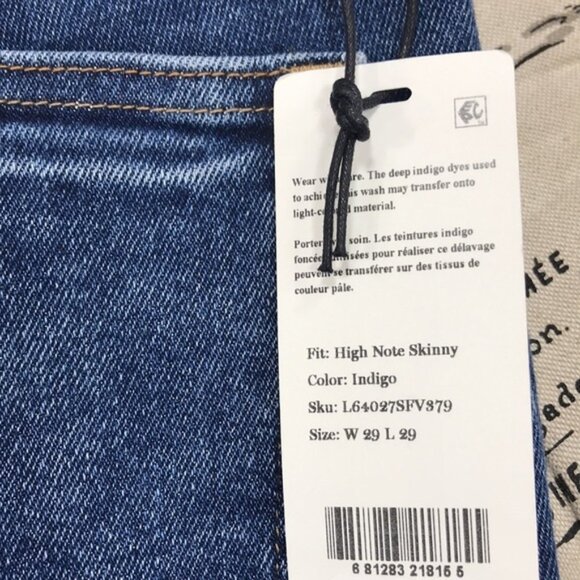 Silver Jeans Co. High Note Skinny Jeans - Picture 8 of 8
